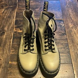 Platform Dr. Martens